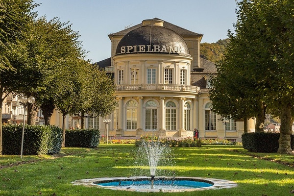 Spielbank in Bad Ems     Foto: Pixabay CC/PublicDomain/Katja S. Verhoeven